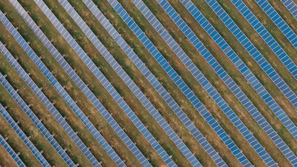 Solar Panels in Series or Solar Panels in Parallel? It's All Coming Down to The Wire...